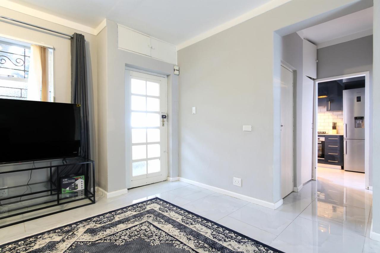 Nederburg, Sea Point, 2 Bed Apt - New Κέιπ Τάουν Εξωτερικό φωτογραφία
